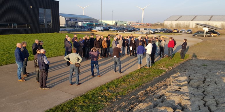 Ondernemers bij de opening van het eerste biodiversum