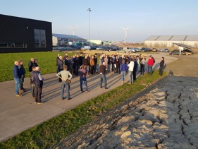 Ecoloog Peter de Boer opent met de directeur van Mannen van Staal het nieuwe Biodiversum